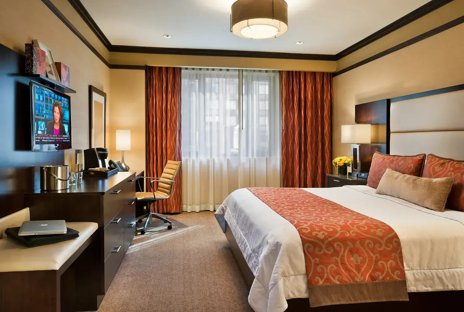 superior king room