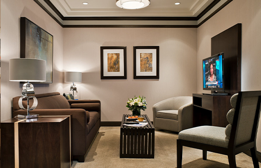 Deluxe King Suite
