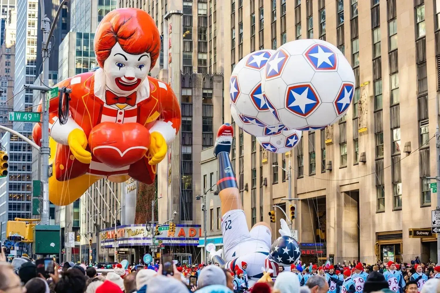 Hotels closest to Radio City Music Hall - Image by Photo Spirit / Shutterstock.com