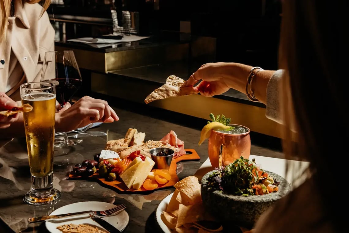 Late Night Restaurants in NYC: Where to Eat After Dark